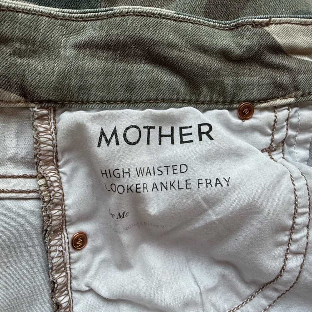 MOTHER High Waisted Looker Ankle Fray in See Me Size 25 - Picture 10 of 13